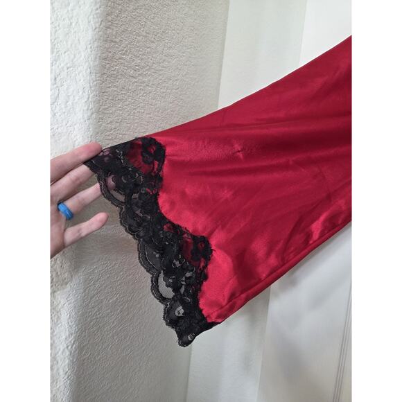 Fredericks of Hollywood Red Satin Lace Sleeves Full Length Robe, Size Medium - Picture 5 of 15